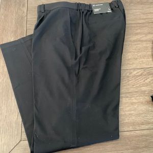 INC Black Pant - Pleated Front Tapered Leg - Stretch Waist - size Large